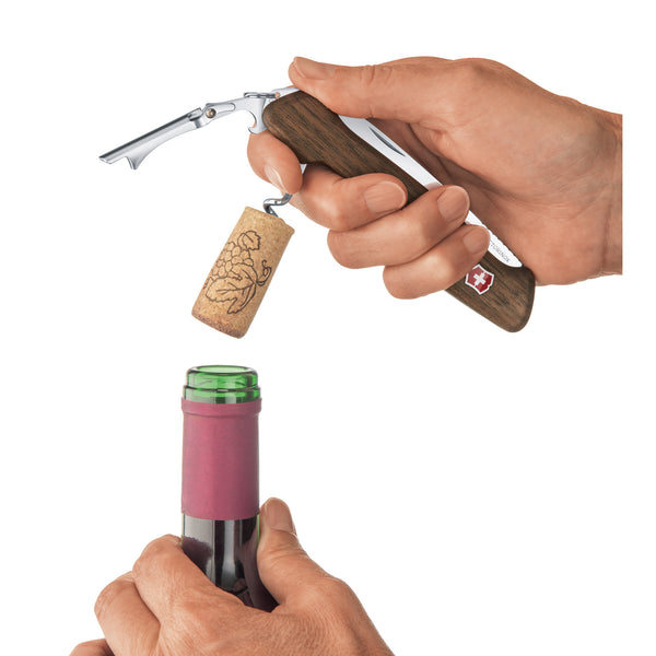 VICTORINOX, WINE MASTER – ATAMIAN WATCHES1