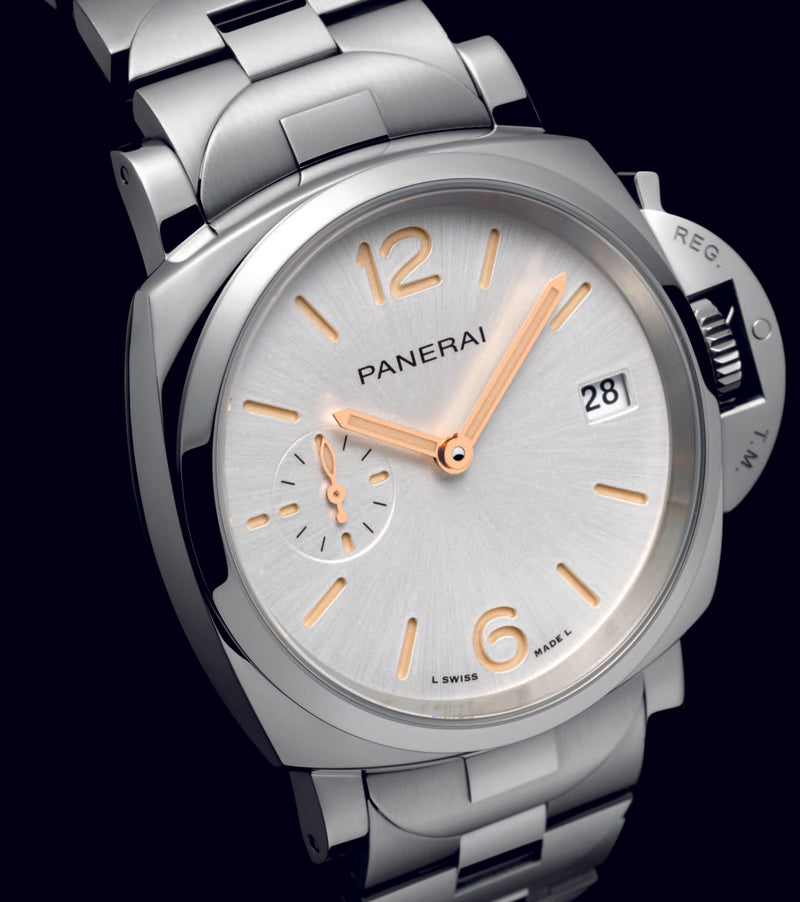 PANERAI MARKS A NEW ERA IN ITS LUMINOR COLLECTION WITH A NEWLY DESIGNED METAL BRACELET